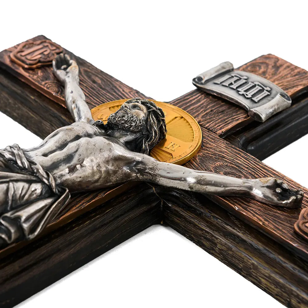 Crucifix de perete K01